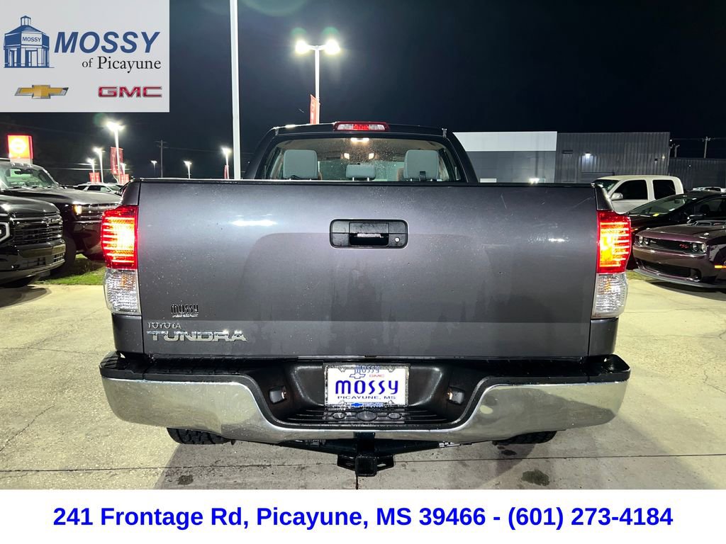 2011 Toyota RAV4 LE photo 4