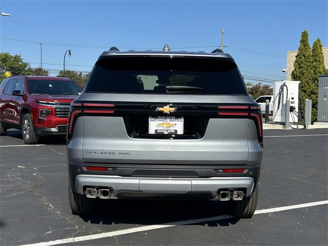 2026 Chevrolet Traverse photo 5