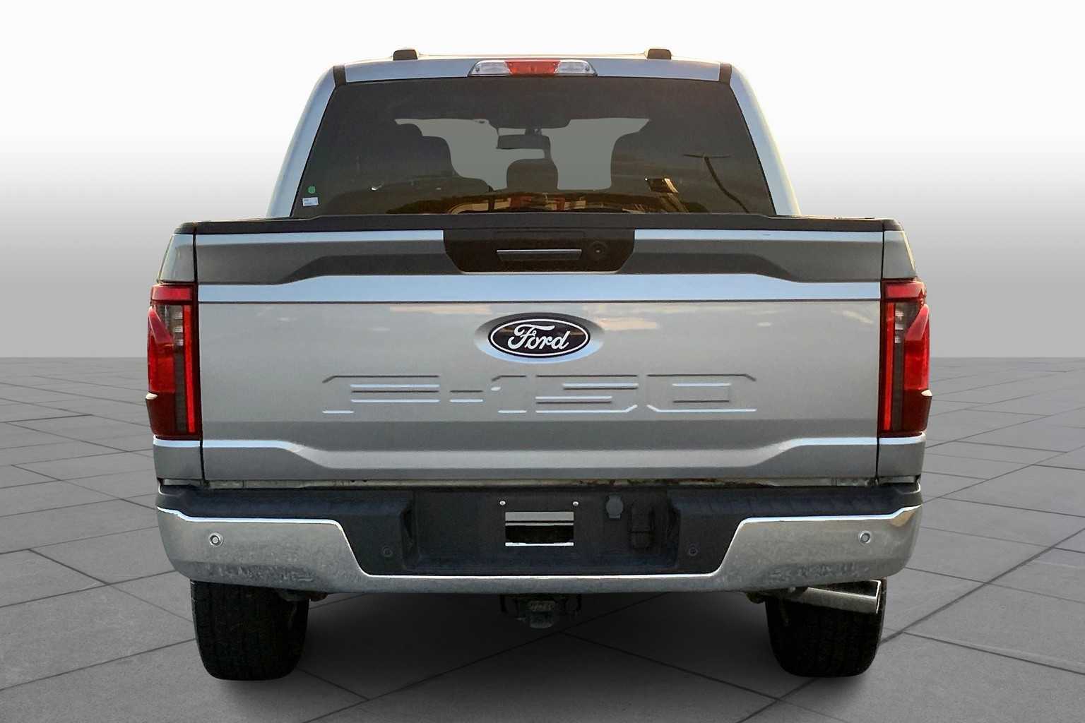 2024 Ford F-150 XLT photo 3