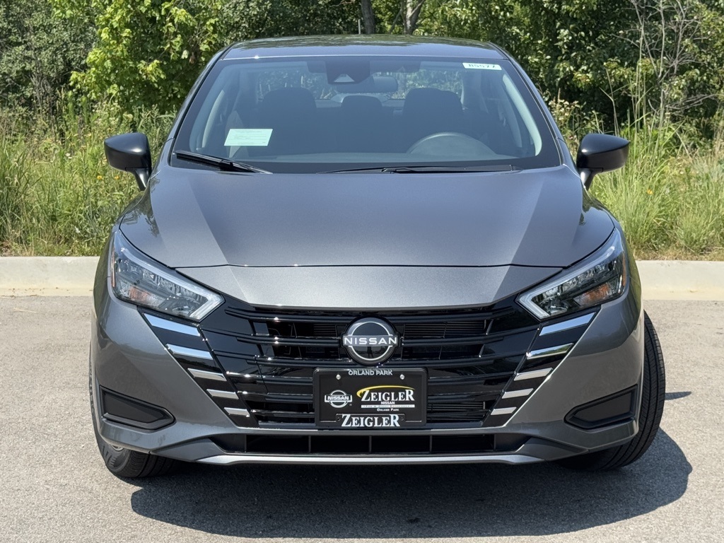 2025 Nissan Versa S photo 3