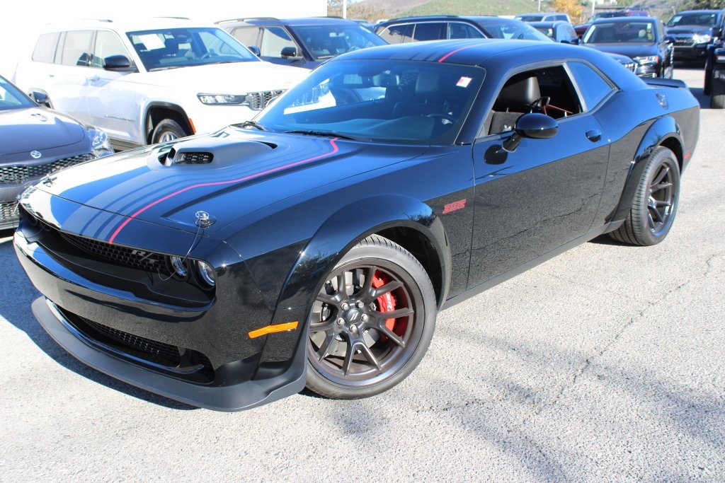 2023 Dodge Challenger R/T's photo