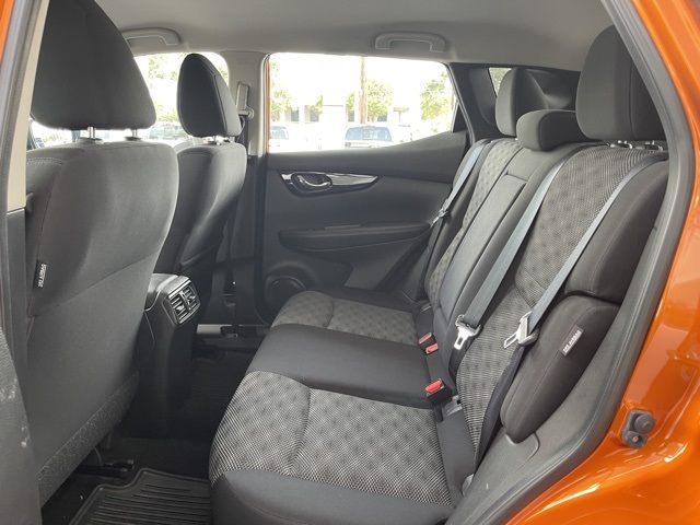 2022 Nissan Rogue Sport SV photo 23