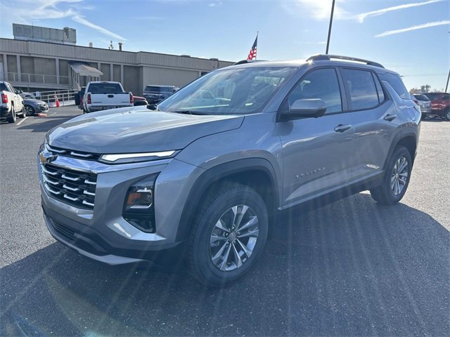 2026 Chevrolet Equinox LT photo 4