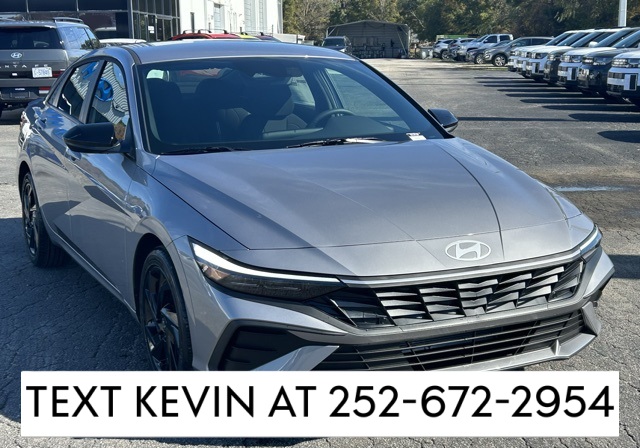 2026 Hyundai Elantra SEL's photo