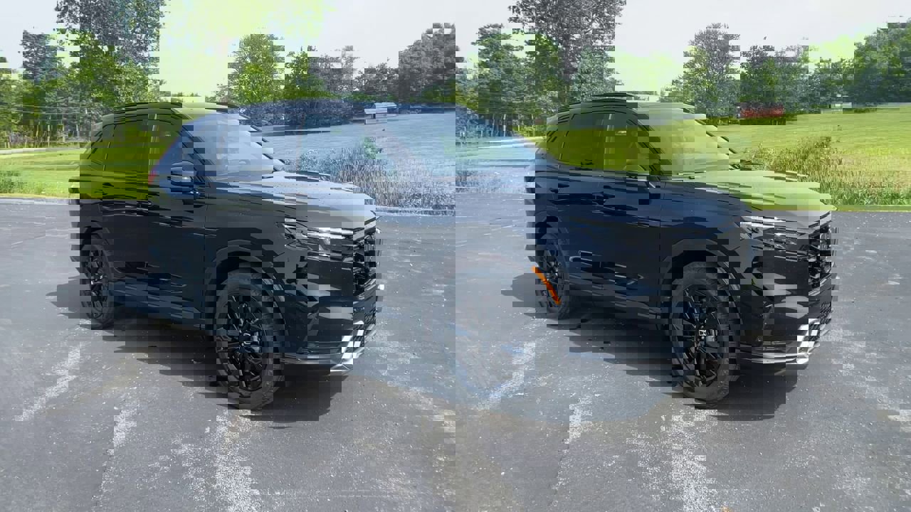 2026 Honda CR-V Sport Touring Hybrid photo 2