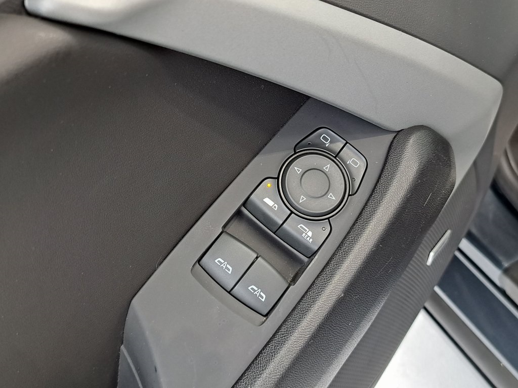 2023 Chevrolet Camaro 2LT photo 21