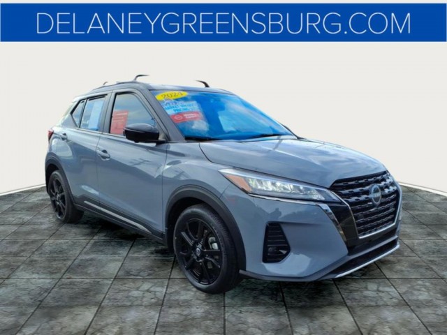 2024 Nissan Kicks SR's photo