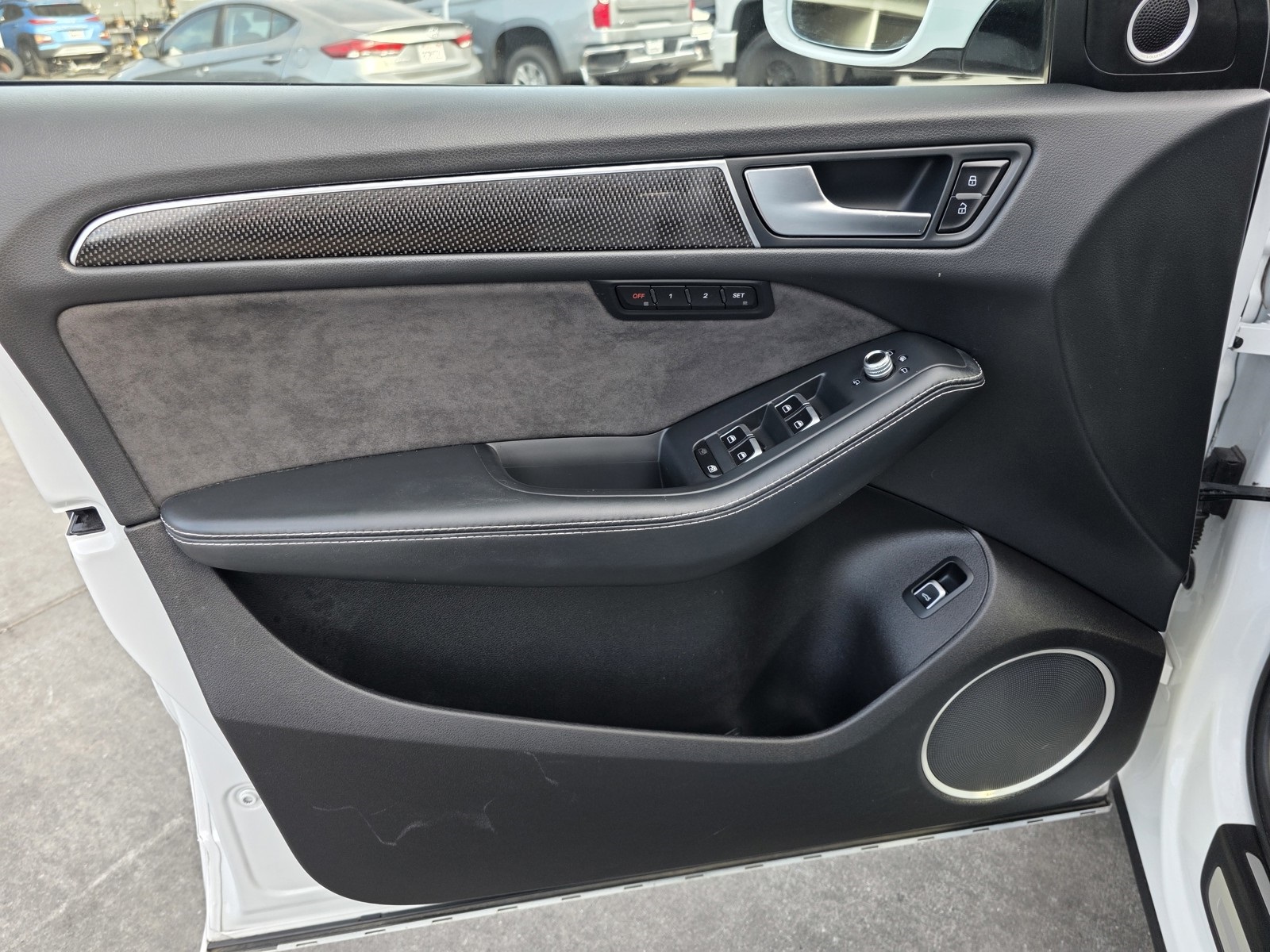 2016 Audi SQ5 Premium Plus photo 14