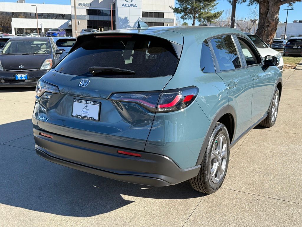 2026 Honda HR-V LX photo 4