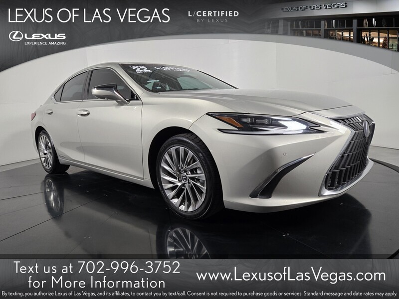 2022 Lexus ES Hybrid 300h Luxury's photo