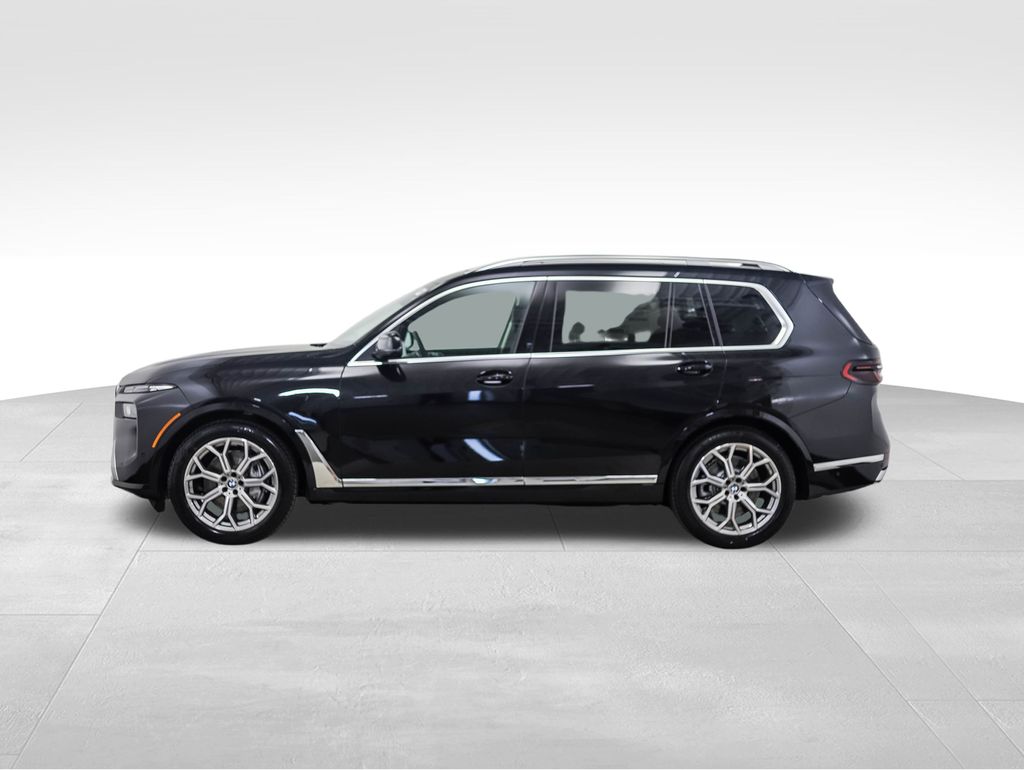 Used 2025 BMW X7 40i with VIN 5UX23EM09S9Y34207 for sale in Minneapolis, Minnesota