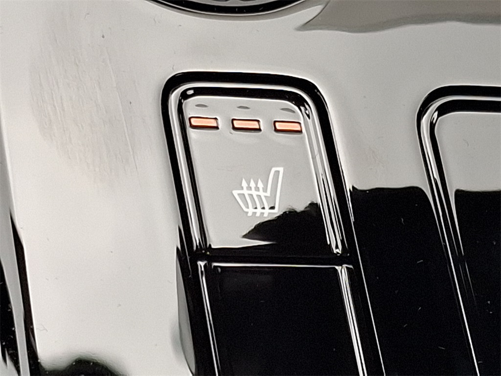 2025 Kia Niro EX photo 19