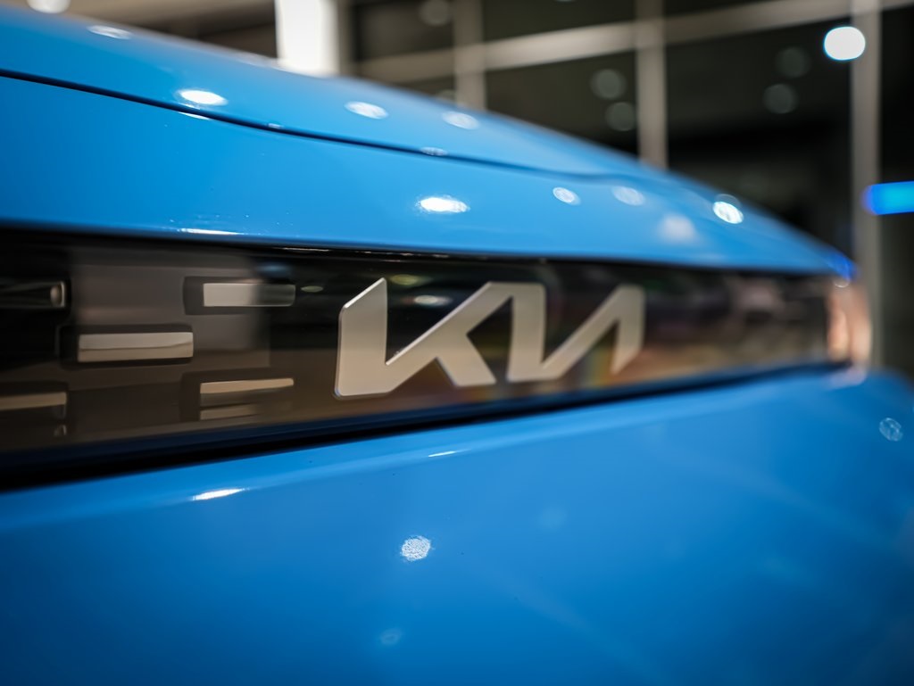 2023 Kia Soul GT-Line photo 5
