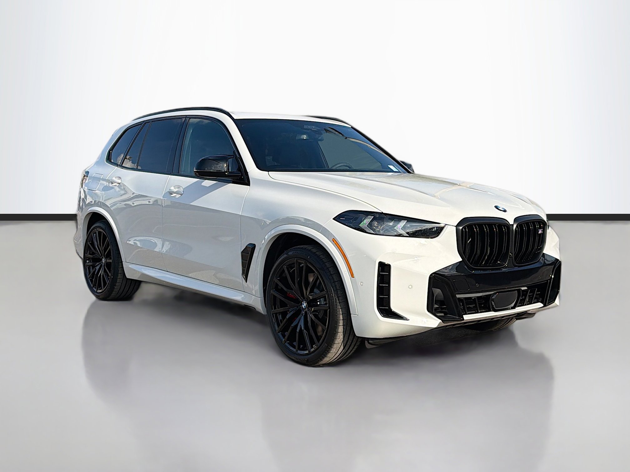 2026 BMW X5 M60i's photo