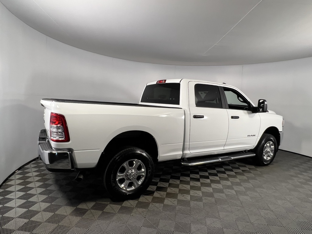 2024 Ram 2500 Big Horn photo 3