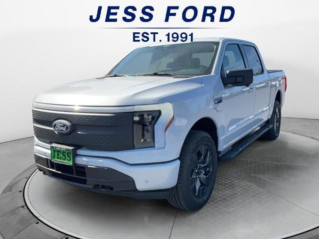2025 Ford F-150 Lightning Flash's photo