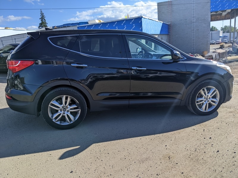 2013 Hyundai Santa Fe Sport photo 2