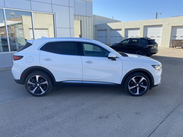 Used 2021 Buick Envision Essence with VIN LRBFZPR44MD137650 for sale in Kansas City