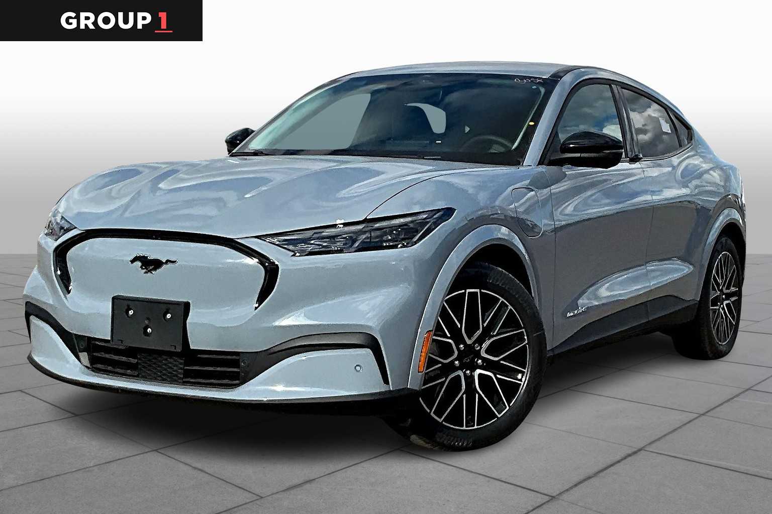 2025 Ford Mustang Mach-E Premium photo 2
