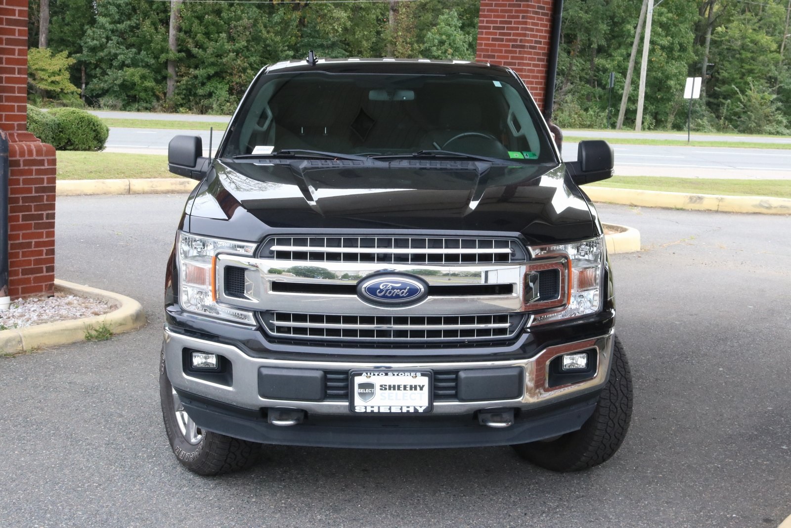 2018 Ford F-150 XLT photo 2