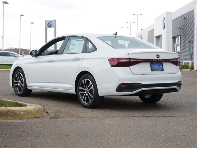 2026 Volkswagen Jetta 1.5T Sport photo 3