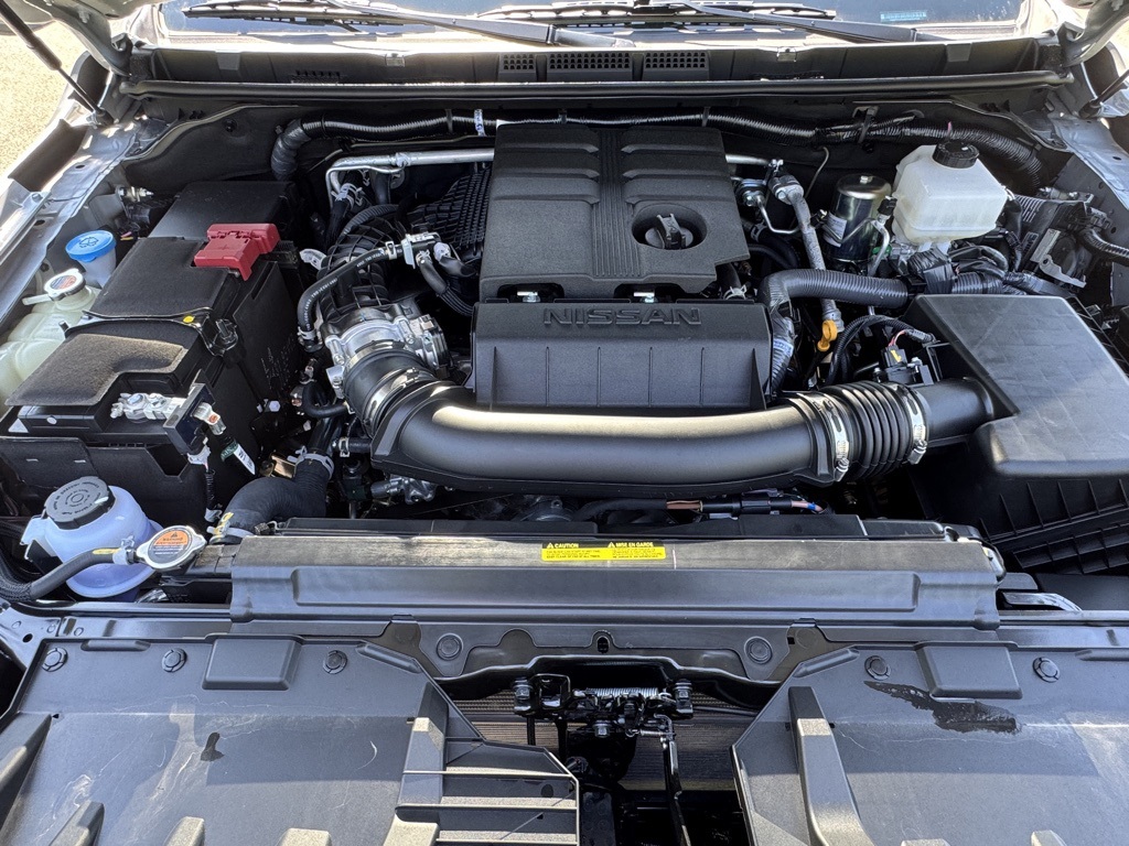 2025 Nissan Frontier PRO-4X photo 25