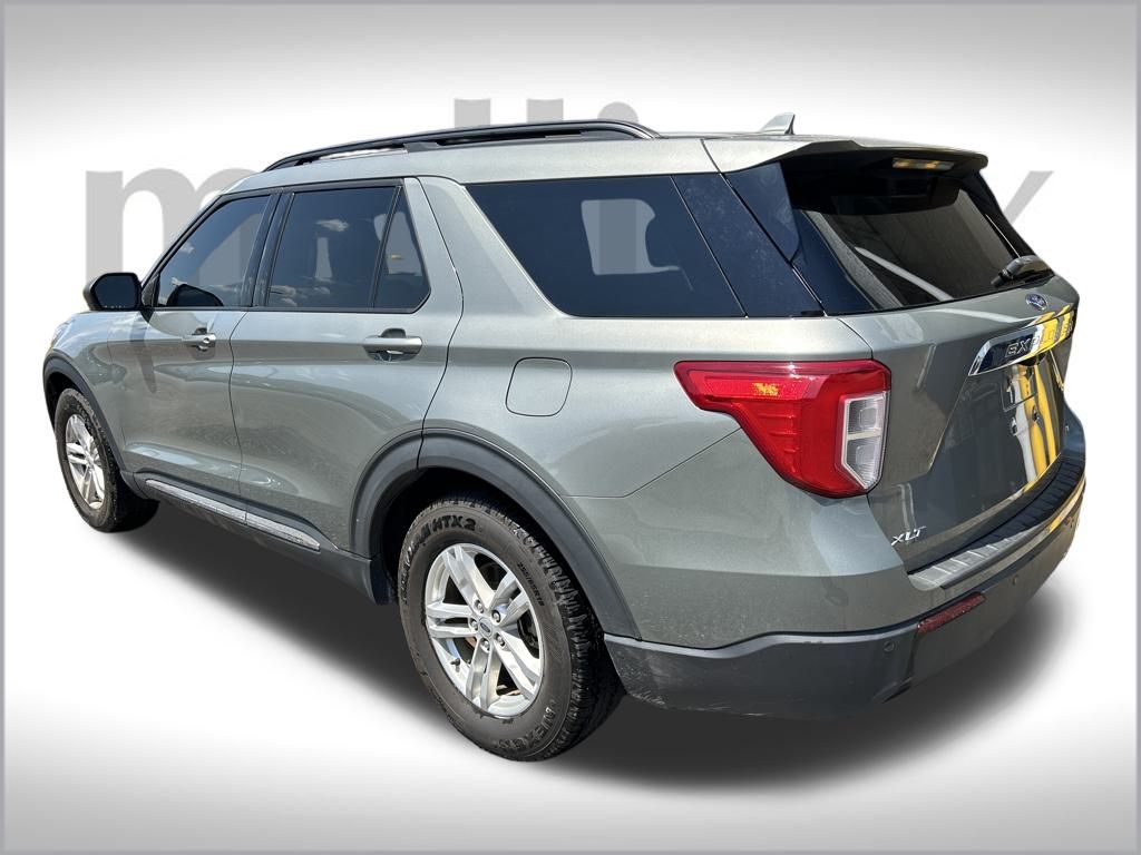 2020 Ford Explorer XLT photo 3
