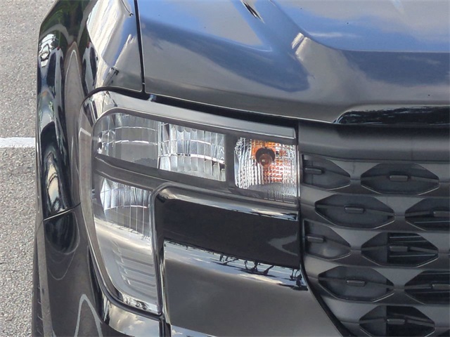 2025 Ford Maverick XLT photo 9