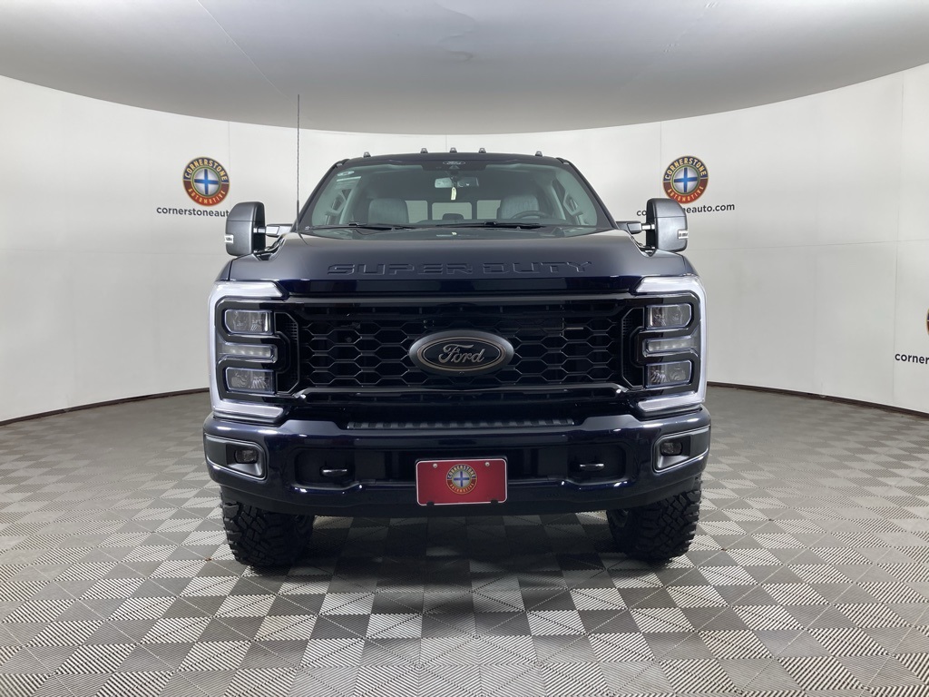 2025 Ford F-350 photo 11
