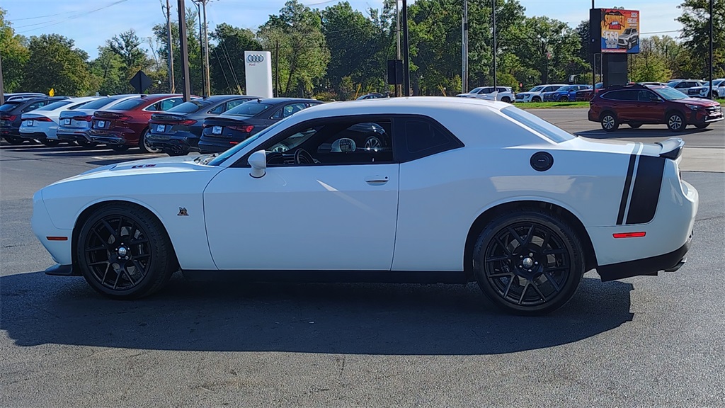 2015 Dodge Challenger R/T Scat Pack photo 5