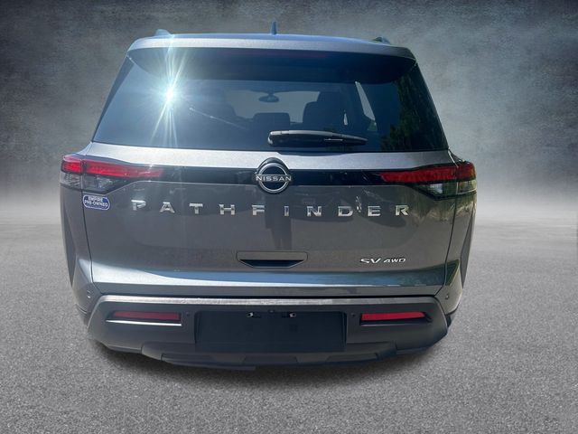 2022 Nissan Pathfinder SV photo 4