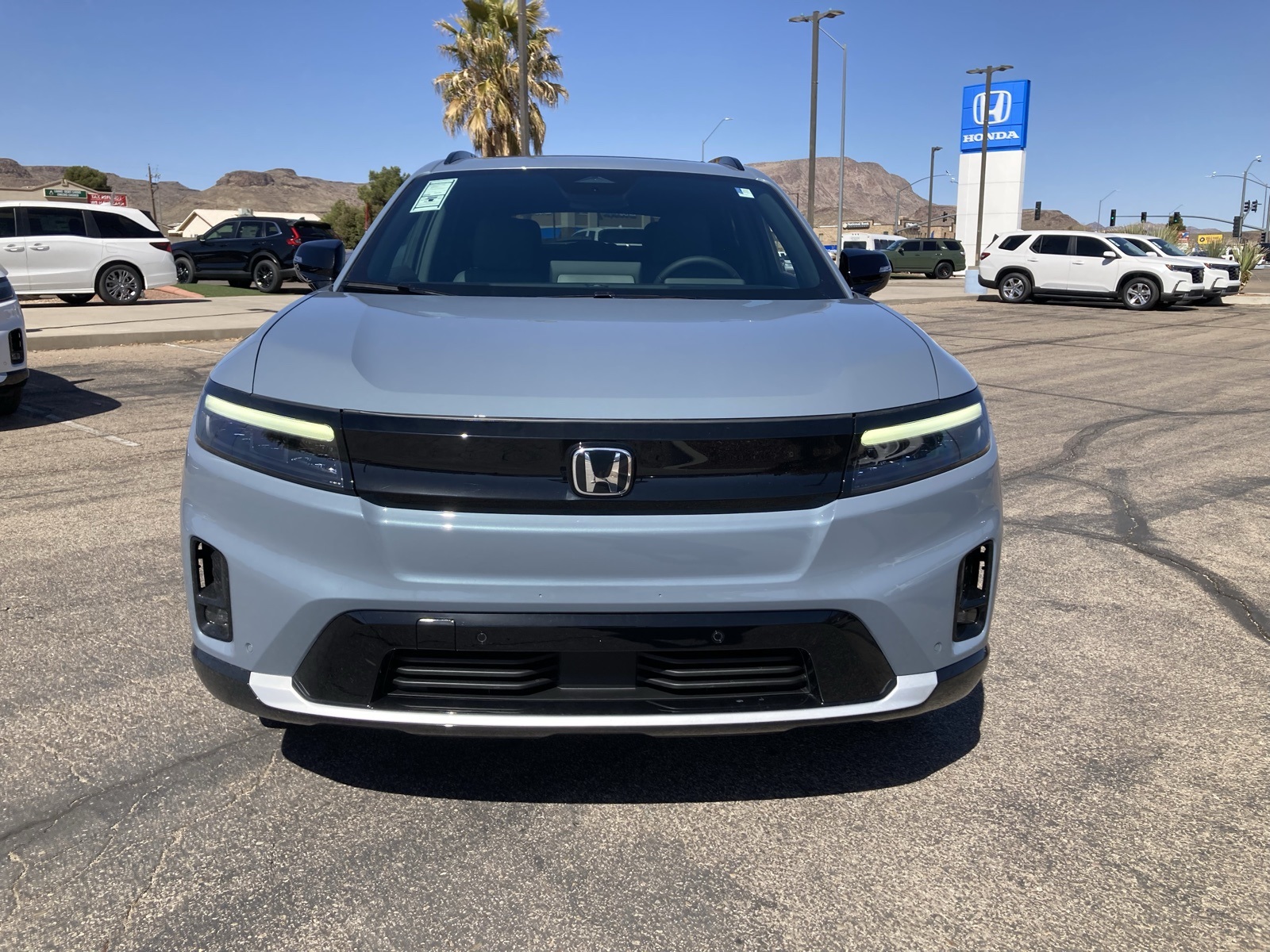 2025 Honda Prologue Touring photo 2