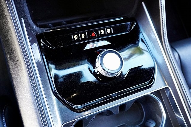 Used 2023 Black Jeep Base image 32