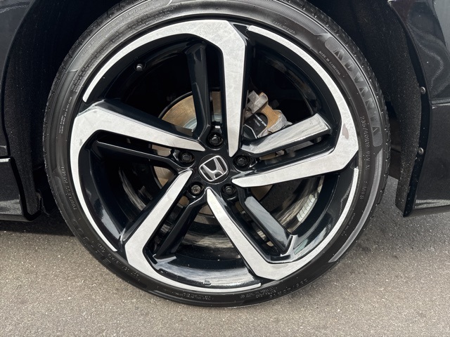 2018 Honda Accord Sport 2.0T photo 34