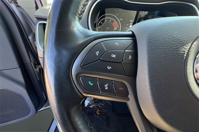 2020 Jeep Cherokee Trailhawk photo 9