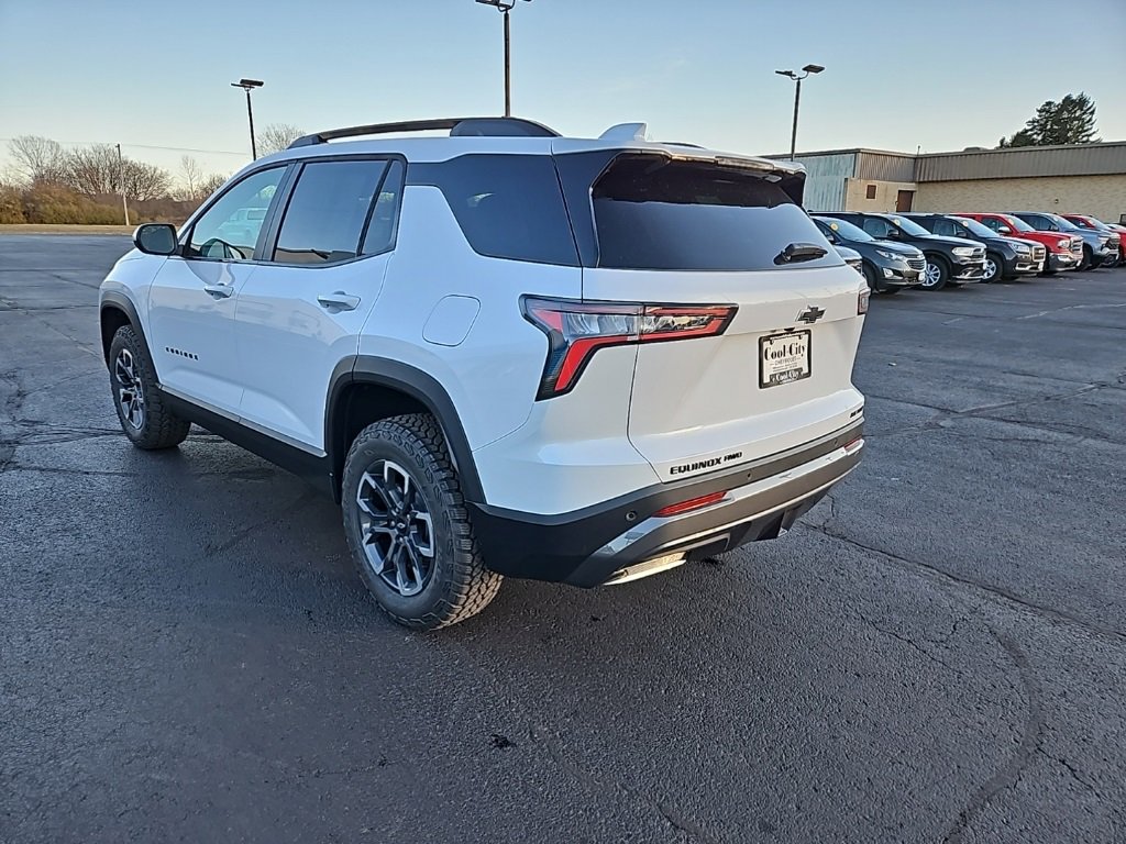 2026 Chevrolet Equinox ACTIV photo 2