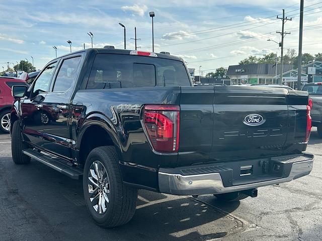 2025 Ford F-150 Lariat photo 12