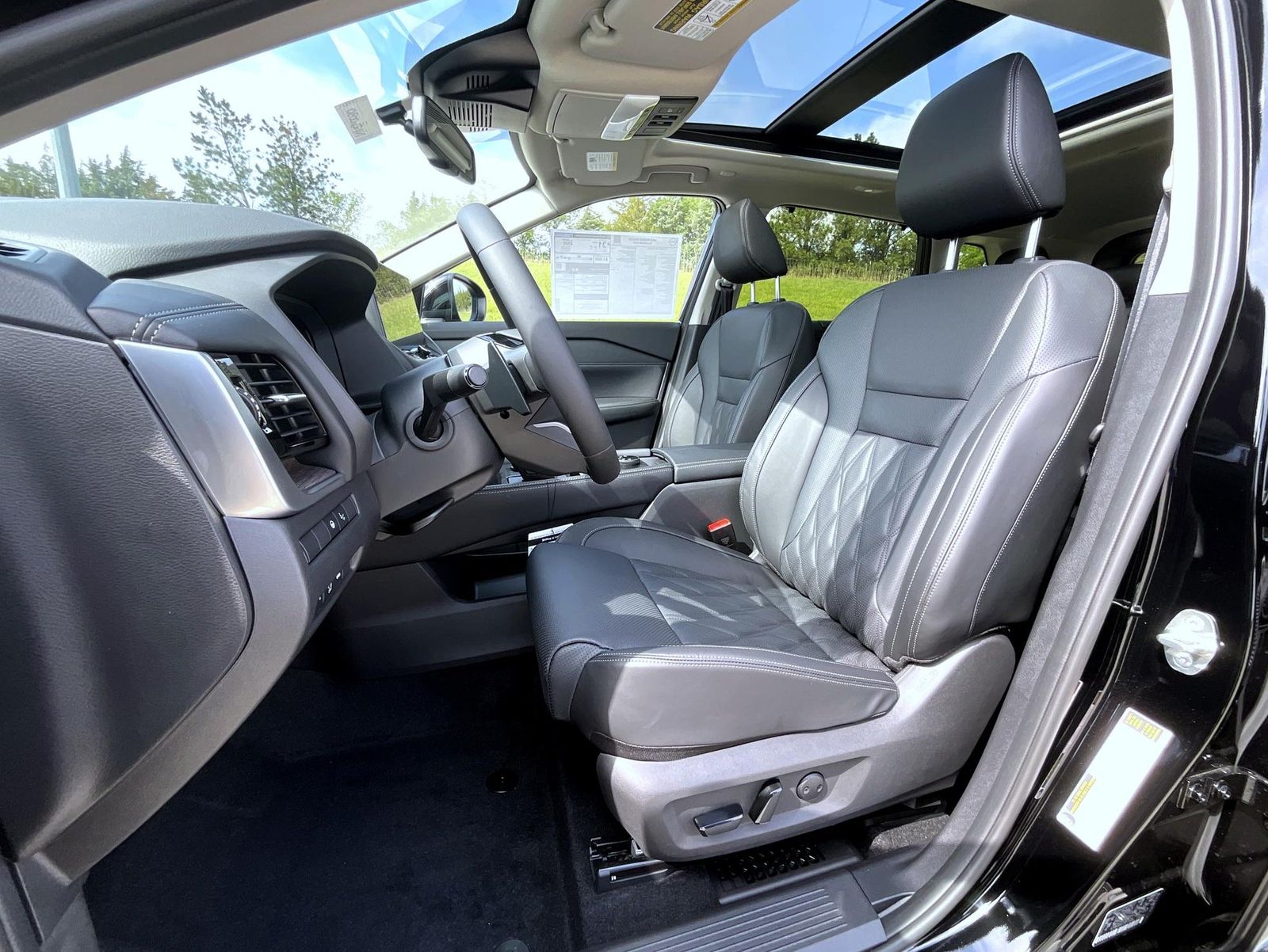 2026 Nissan Rogue Platinum photo 10