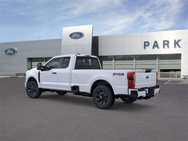 2025 Ford F-350 XL photo 4