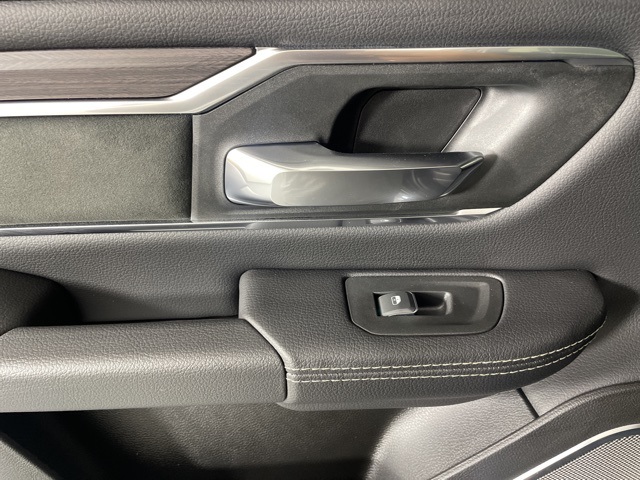 2026 Ram 1500 Laramie photo 32