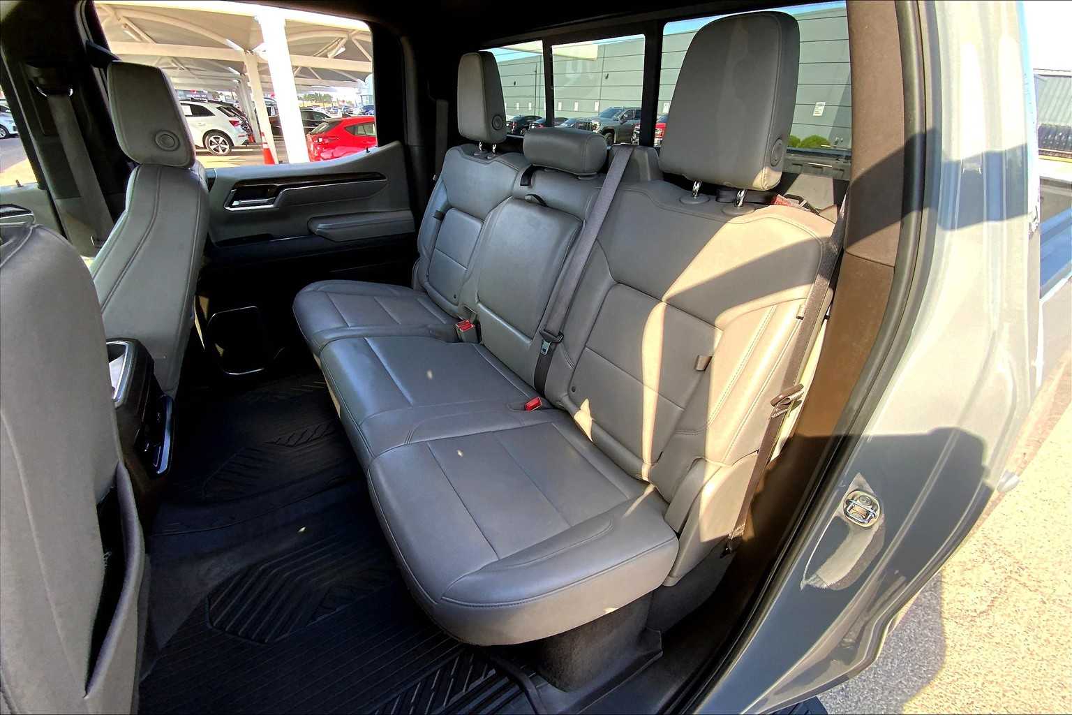 2024 Chevrolet Silverado 1500 LT Trail Boss photo 18
