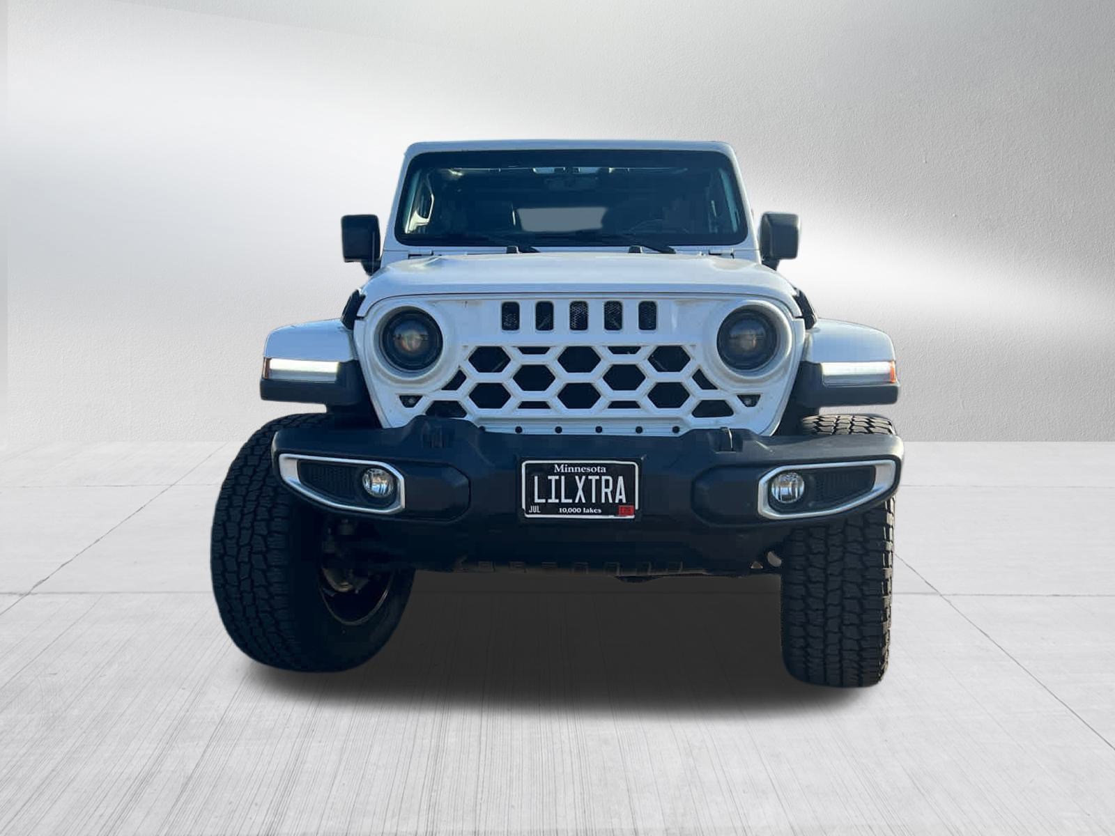 Used 2020 Jeep Wrangler Unlimited Sahara with VIN 1C4HJXEGXLW123840 for sale in Coon Rapids, Minnesota