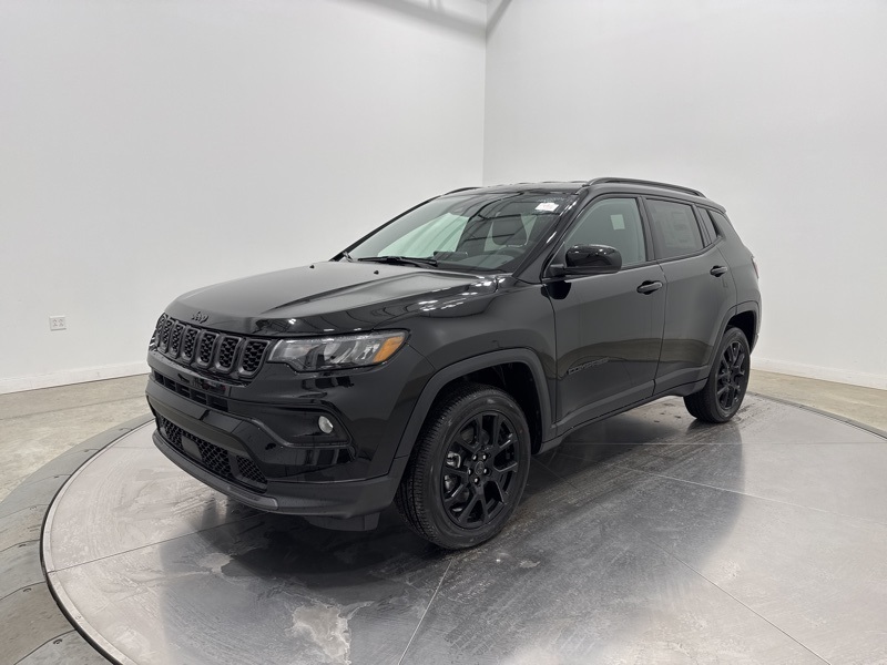 2026 Jeep Compass Latitude Altitude photo 3