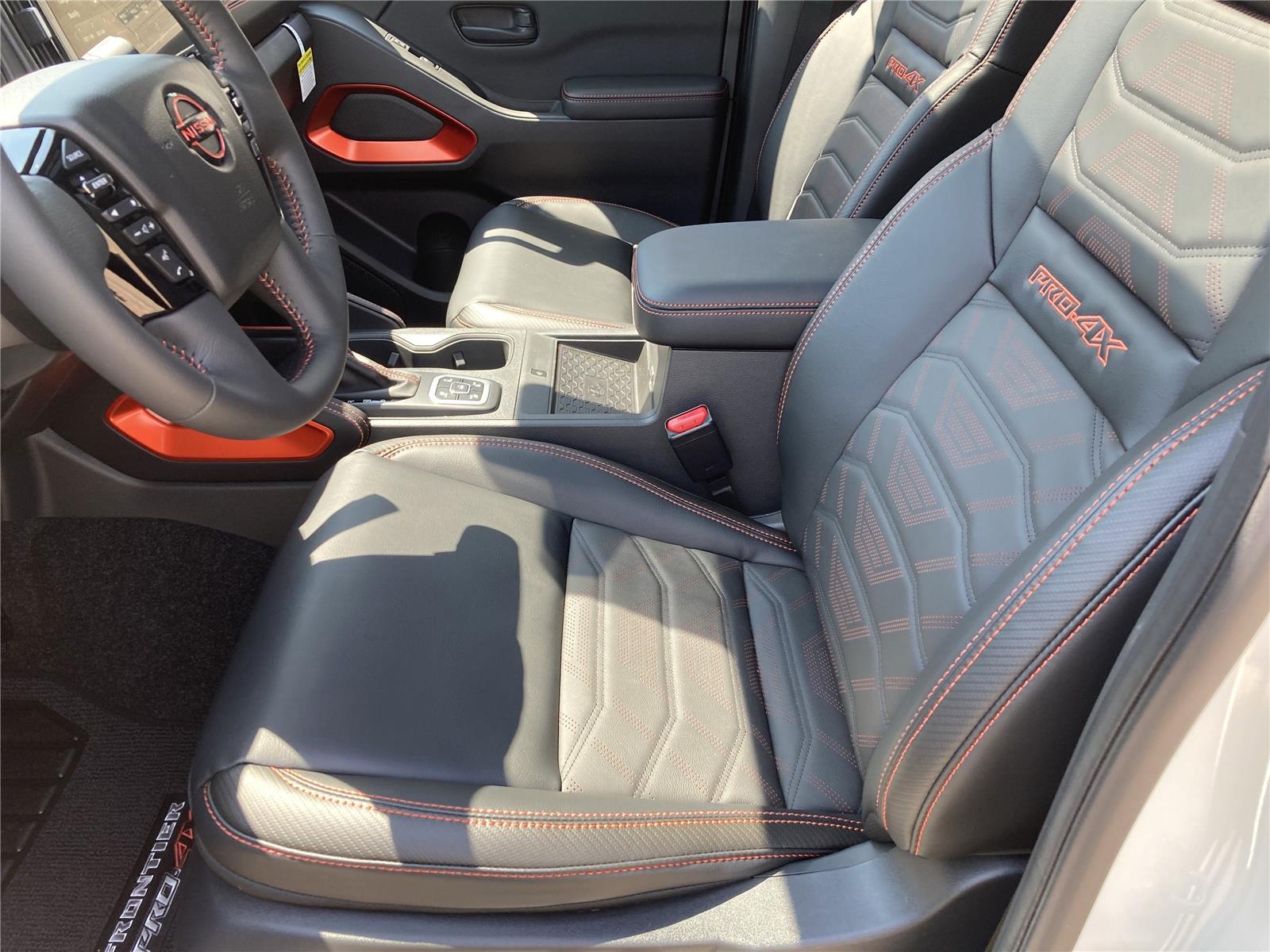 2026 Nissan Frontier Crew Cab PRO-4X photo 25