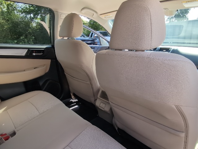 2019 Subaru Outback 2.5i Premium photo 44