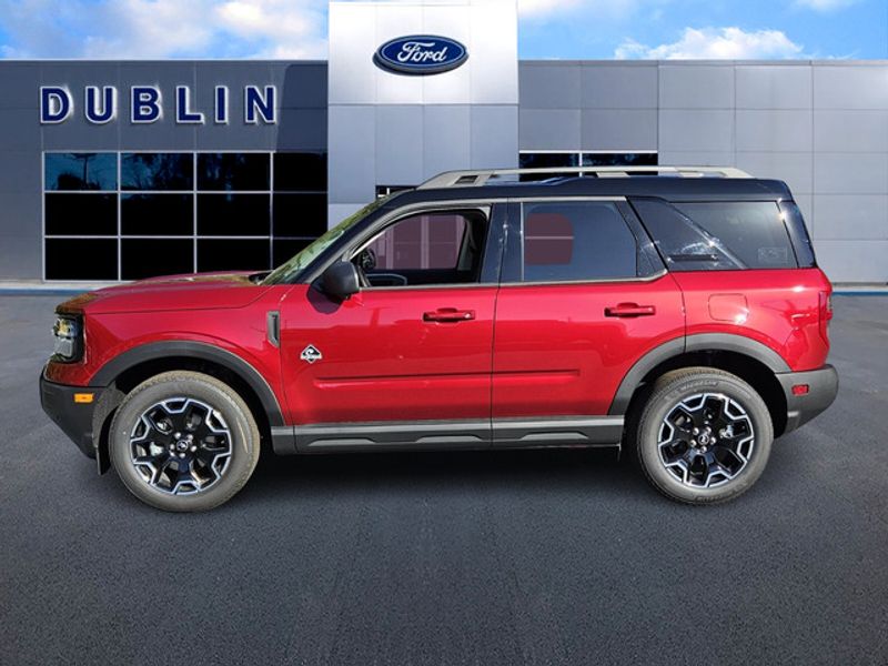 2025 Ford Bronco Sport Outer Banks photo 2