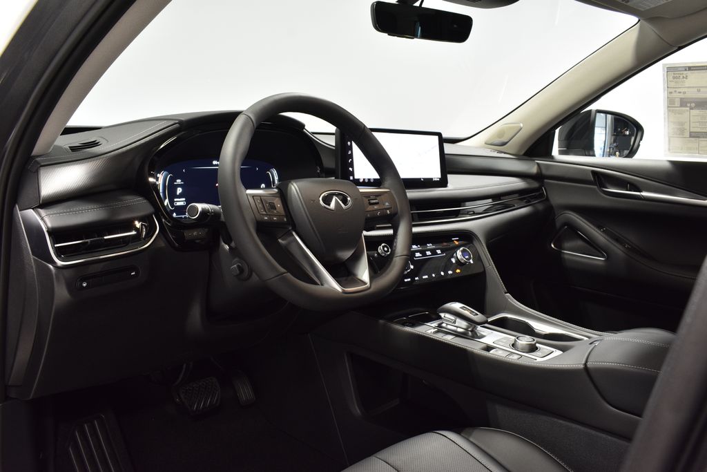 2026 Infiniti QX60 Luxe AWD photo 11