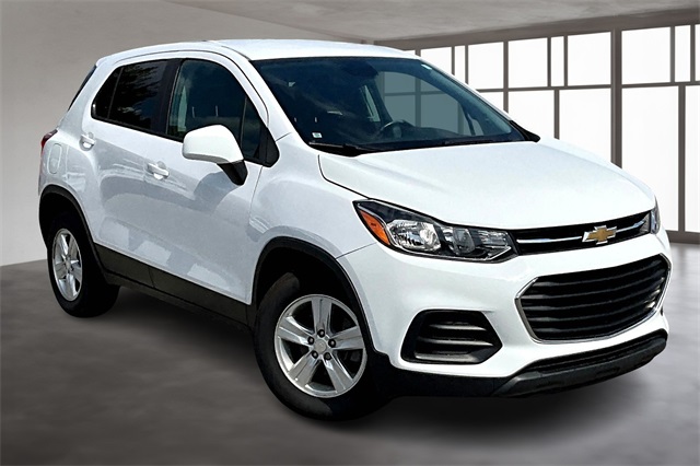 2020 Chevrolet Trax LS photo 11