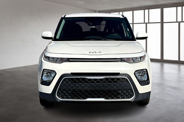 2022 Kia Soul LX photo 3