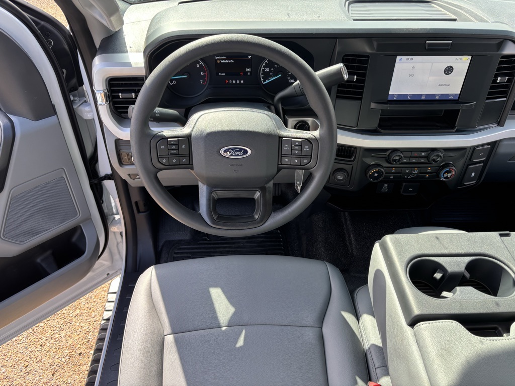 2026 Ford F-350 XL photo 11